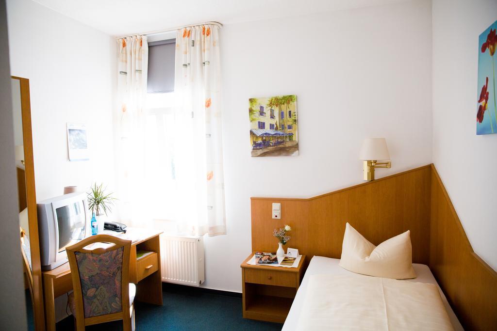 Stadthotel Kolpinghaus - Vier Ecken Werne חדר תמונה